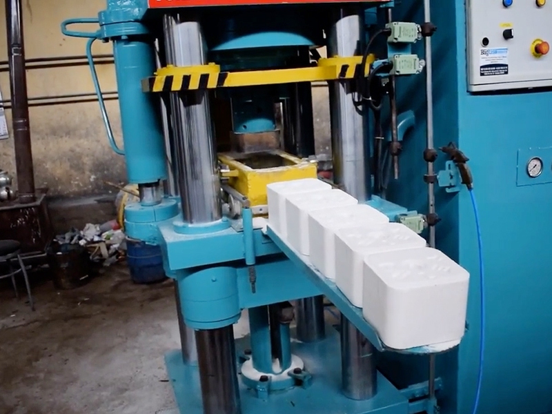 Tuz blok presi imalatı